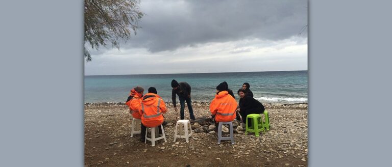 Lagerfeuer am Strand von Lesbos